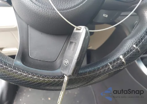 2015 Kia Optima Lx из США, поврежденный, VIN 5XXGM4A79FG472808